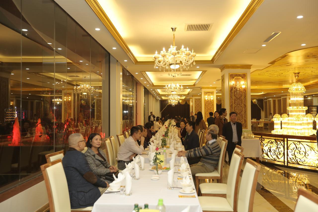 โรงแรมรอยัล ลาวไก๊ หล่าวกาย ภายนอก รูปภาพ